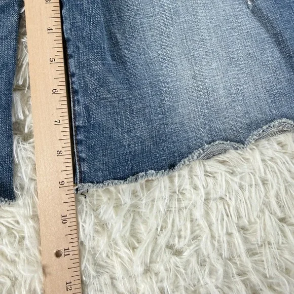 KUT From The Kloth Sophie Bermuda Distressed Denim Shorts Women's Size 16 Casual - Picture 7 of 12